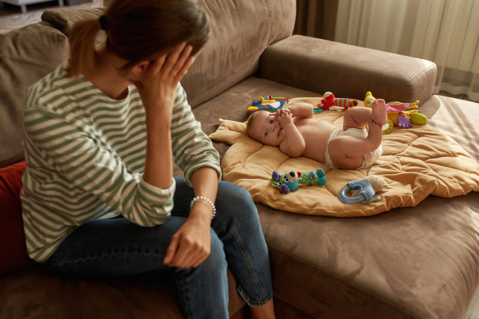réalité post partum vs attentes maternité